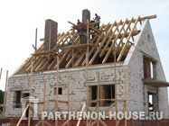 Возведение крыши дома